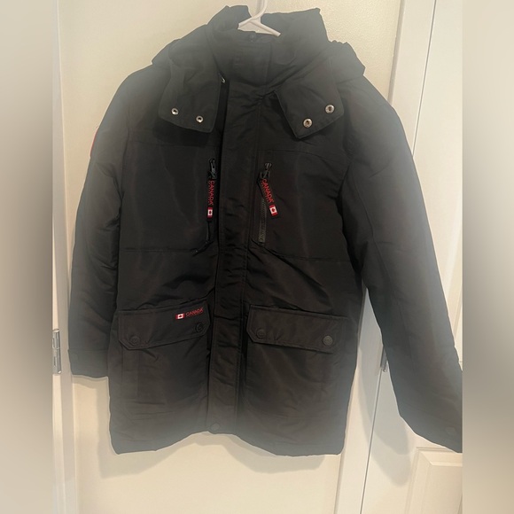 NWOT - Canada Goose Youth L (14/16) Black Puffer Jacket - Picture 7 of 16